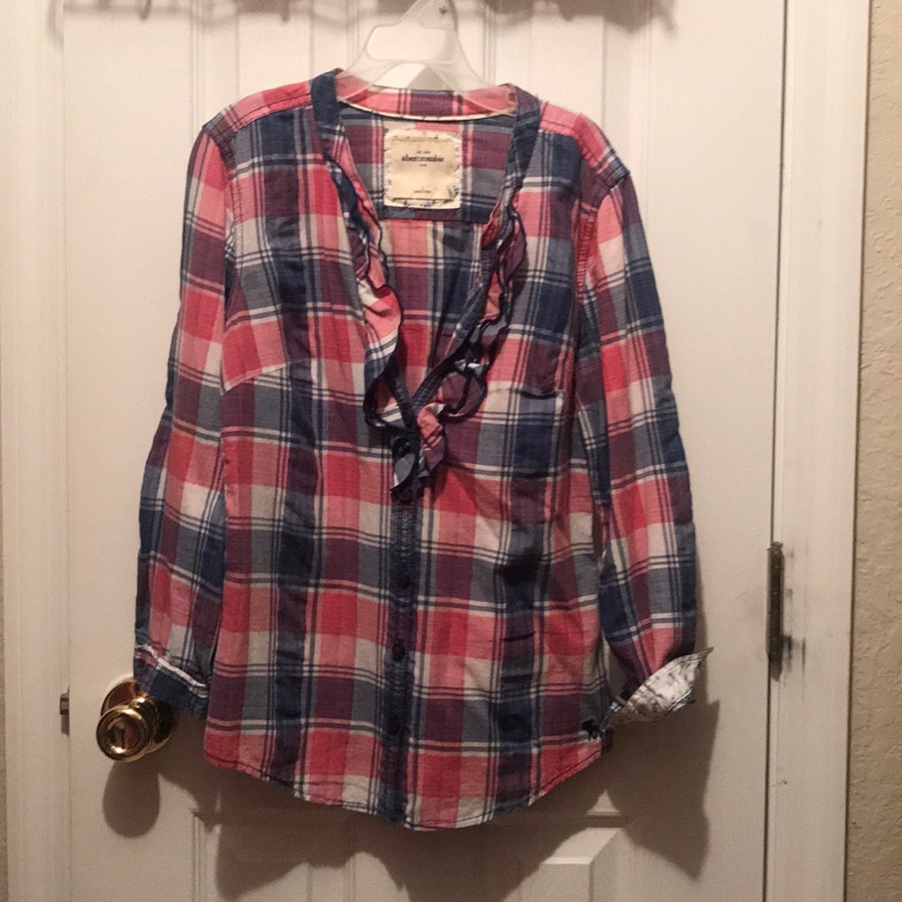 Abercrombie shirt V neck 3/4 sleeve